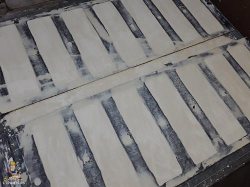 Купил себe формы и вот какой гипсовый кирпич получился. 02