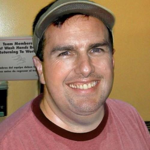 Художник из Нью-йорка Danny Evans представил, как бы выглядели американские знаменитости, если бы они были среднестатистическими жителями страны. 01