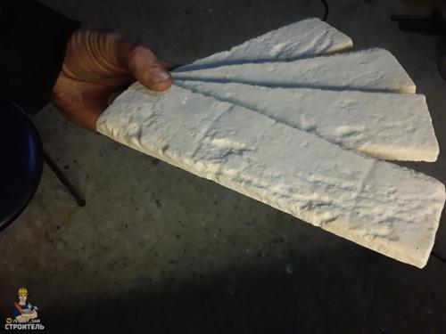 Купил себe формы и вот какой гипсовый кирпич получился. 05