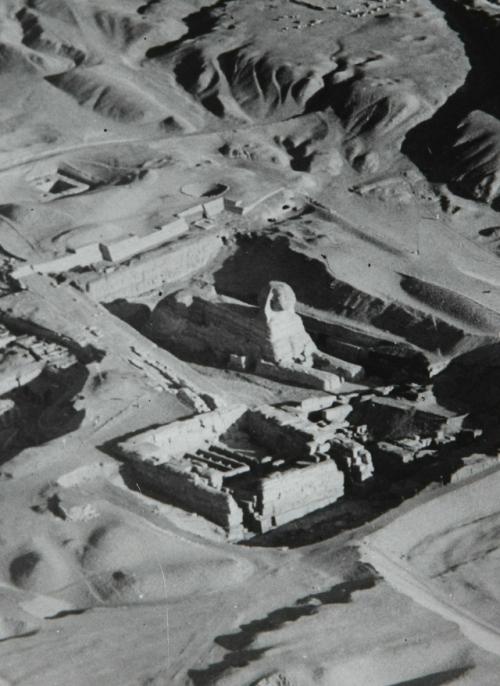 Египтяне нередко аэрофотосъёмки большого сфинкса избегают. 01