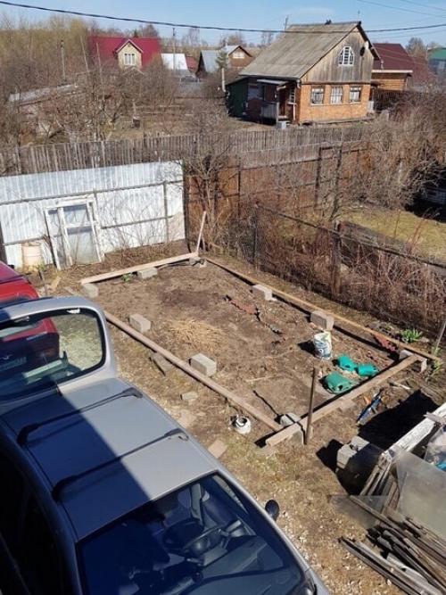Вот такую теплицу построили на нашем участке, оцените работу. 04