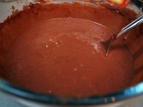 Шоколадные оладьи. Эти невероятно вкусные шоколадные оладьи помогут сделать утро идеальным. 02