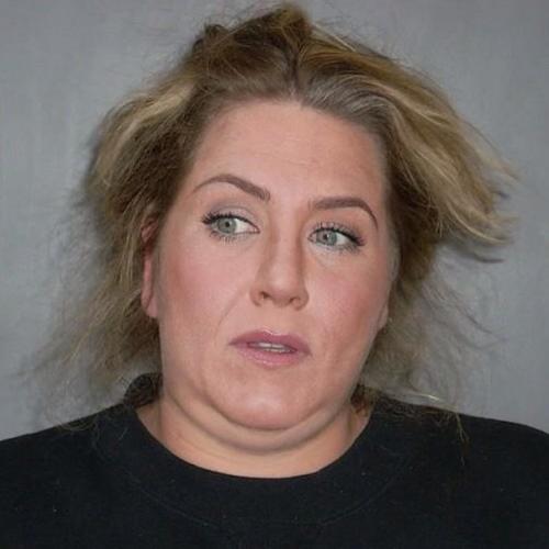 Художник из Нью-йорка Danny Evans представил, как бы выглядели американские знаменитости, если бы они были среднестатистическими жителями страны. 02