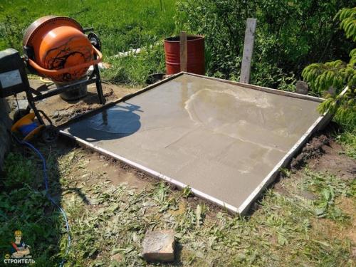 Смастерил летом купель на даче из того, что было. 02