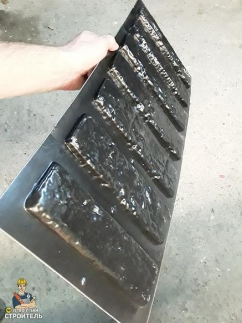 Купил себe формы и вот какой гипсовый кирпич получился. 01