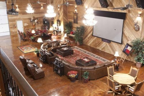 Ангар, в котором скрывается роскошь. 05