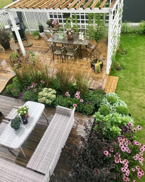 Восхитительные идеи обустройства двориков. 01