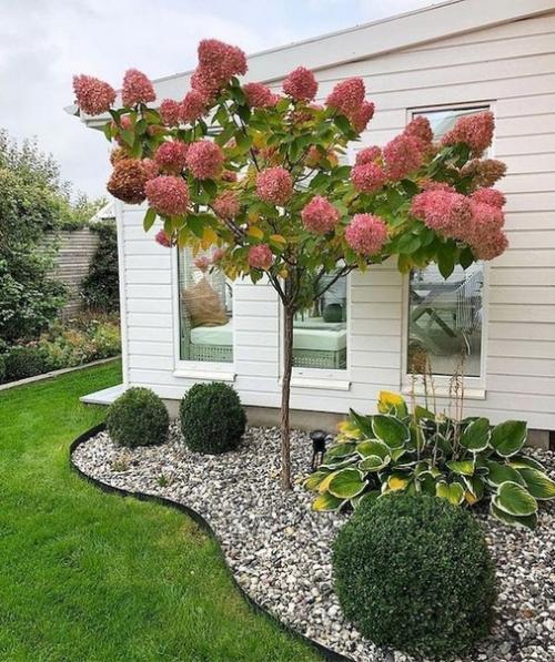 Восхитительные идеи обустройства двориков. 08