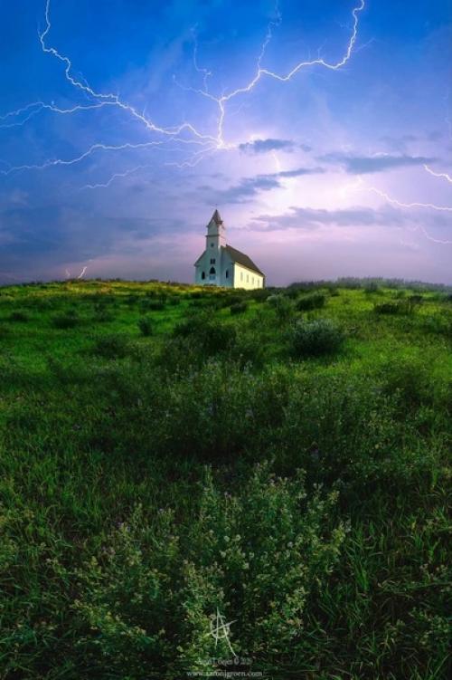 Тревожная атмосфера рассказов Стивена кинга в работах фотографа Aaron J. Groen. 06