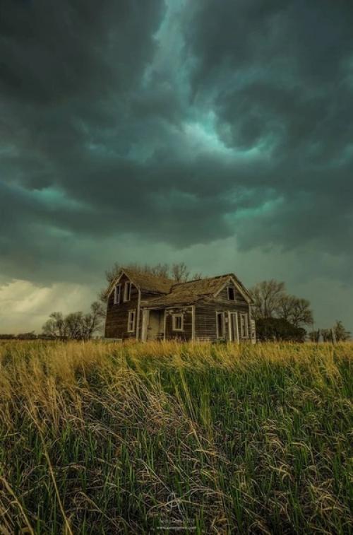 Тревожная атмосфера рассказов Стивена кинга в работах фотографа Aaron J. Groen. 07