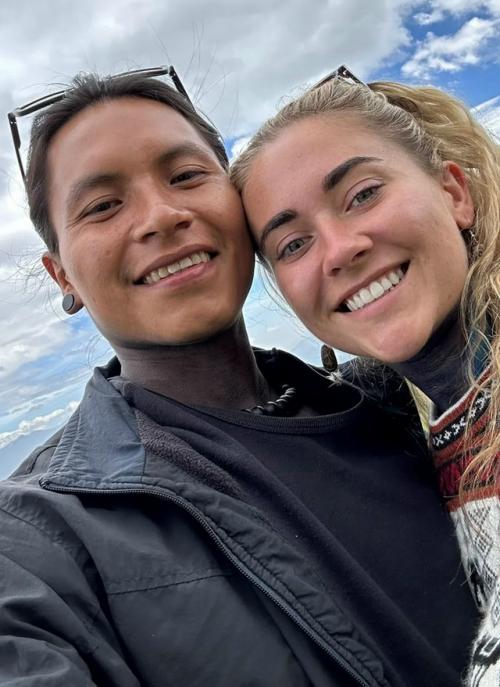 История любви из разных миров покорила интернет. 01