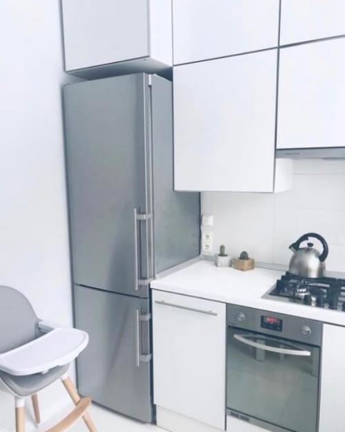 Оцените интерьер этой маленькой кухни. 02