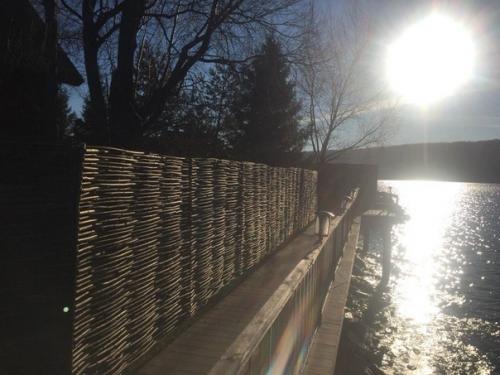 Плетеный забор и беседка от нашего подписчика. 08