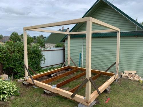 Сделали вдвоём первый раз беседку за 5 дней. 02