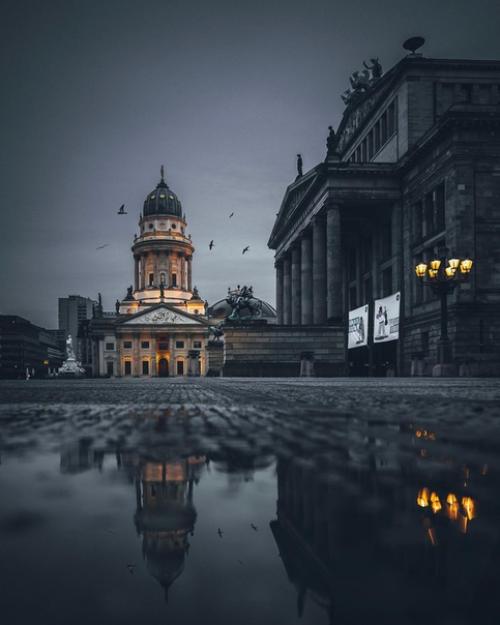 Таким образом, если есть фантазия и видение кадра, то даже лужи на асфальте станут источником вдохновения. 01