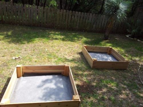 Как сделать детскую песочницу с крышкой и скамейкой своими руками. 01