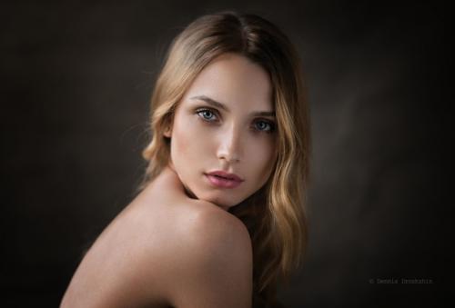 Удачные примеры красивого женского портрета. 02