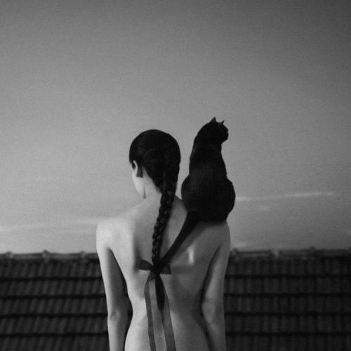 Черно-белые автопортреты Ноель с. Освальд. 07