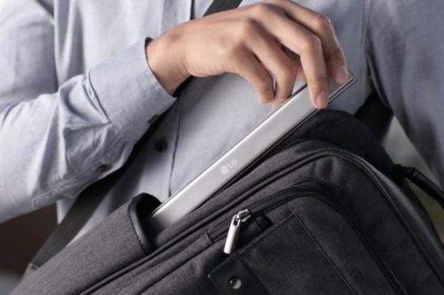 LG Rolly Keyboard - сворачивающаяся Bluetooth - клавиатура. 03