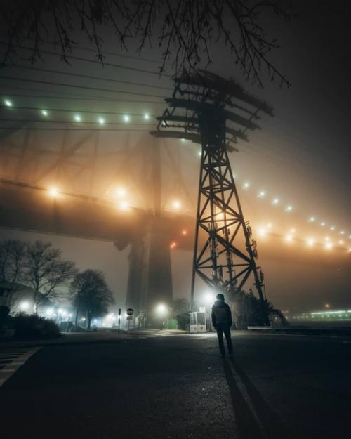 Очень атмосферные кадры от мастера ночной фотографии под ником. 08