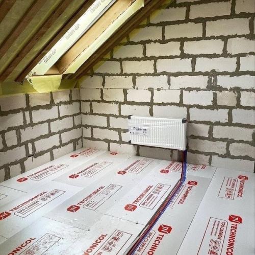 Недавно закончили монтажные работы инженерных систем в доме. 02