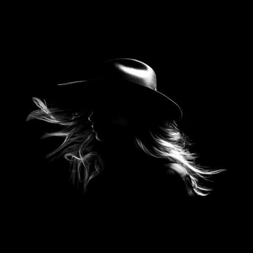 Крайне нуарные работы в низком ключе от итальянского фотографа Claudio Dell'Osa. 03