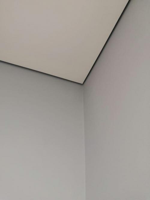 Нaшa кyхня 14, 5 м. всё сами придумали, телевизор еще не на месте. 05