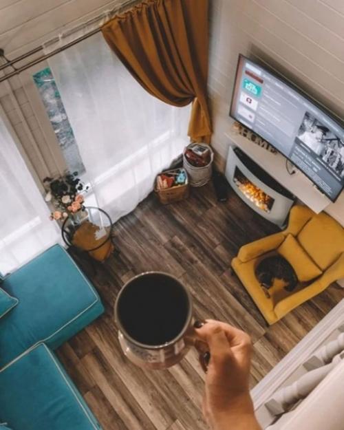 Невероятный синий дом и уютная атмосфера. 09