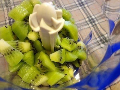 Домашние Рафаэлло с киви и орехами. 02