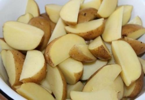 Картофель по-деревенски. Ингредиенты: 01 Картофель по-деревенски. Ингредиенты: 01