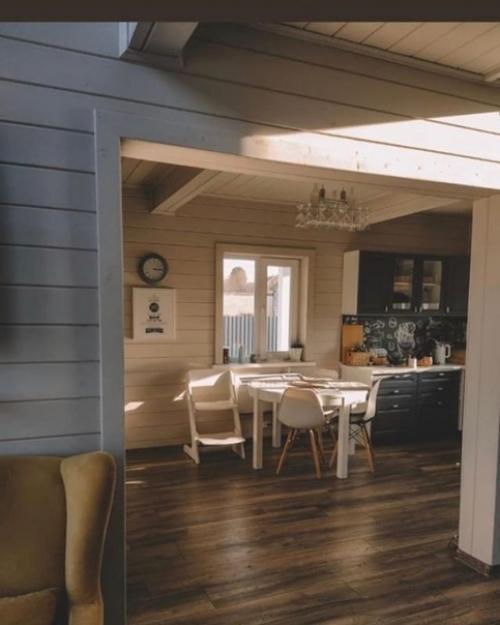 Невероятный синий дом и уютная атмосфера. 04