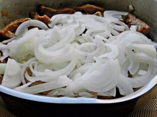 Мясо тушеное со сметаной. 02 Мясо тушеное со сметаной. 02