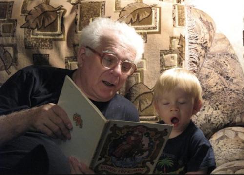 Доктора заявляют: бабушки и дедушки, которые заботятся о внуках, живут на 10 лет дольше! 03 Доктора заявляют: бабушки и дедушки, которые заботятся о внуках, живут на 10 лет дольше! 03