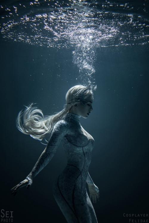 Классная подводная фотосессия по мотивам фильма Aquaman. 04