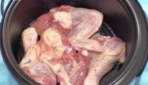 Курица в мультиварке в сметанном соусе. 02 Курица в мультиварке в сметанном соусе. 02