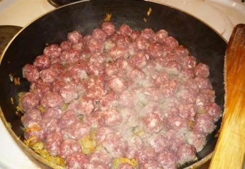 Спагетти с фрикадельками. 04 Спагетти с фрикадельками. 04