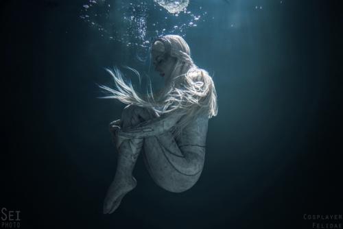 Классная подводная фотосессия по мотивам фильма Aquaman. 02