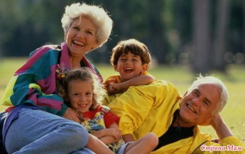 Доктора заявляют: бабушки и дедушки, которые заботятся о внуках, живут на 10 лет дольше! 02 Доктора заявляют: бабушки и дедушки, которые заботятся о внуках, живут на 10 лет дольше! 02