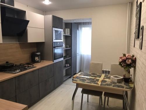 Наш ремонт.  Присоединили к кухне лоджию. 01