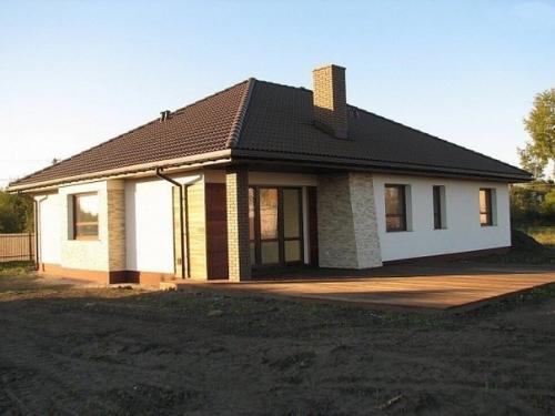 Дачный лайфхак. Просторный дом в один этаж с гаражом под два авто. 05