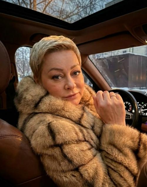 Народная артистка Мария Аронова призналась, что в молодости очень комплексовала из-за внешности.  