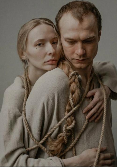 Актриса Дарья Мельникова вспомнила своего одногруппника Юру Борисова по институту, описав его: Немного Дурачек, но Невероятно Талантливый. 02