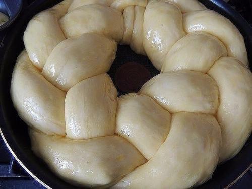 Пасхальный венок тройной начинкой. 02