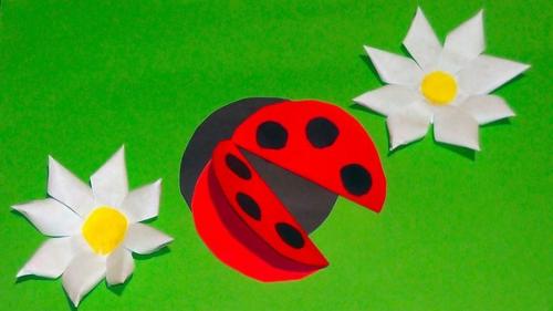 Объемные аппликации из цветной бумаги. 07