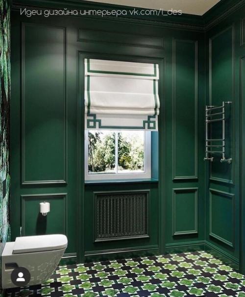Насыщенный зеленый цвет в санузле частного дома. 01