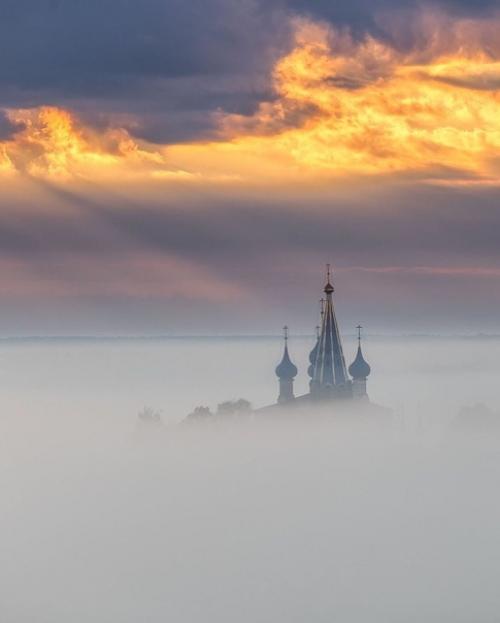 Какое фото больше понравилось? 01