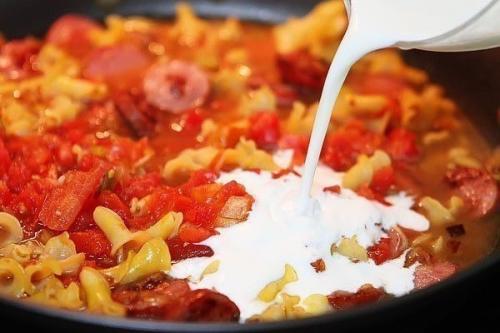 Паста с пряными колбасками. 03