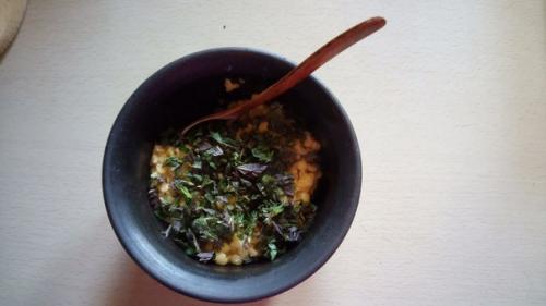 Одна крапива семерых лекарей заменяет. 03