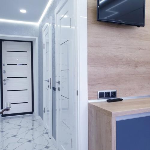 Вот такой вот замечательный ремонт в однушке. 03