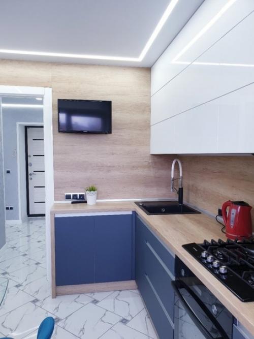 Вот такой вот замечательный ремонт в однушке. 01